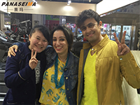 印度大牌明星夫婦齊出動，只為選購賽瑪豪華按摩椅